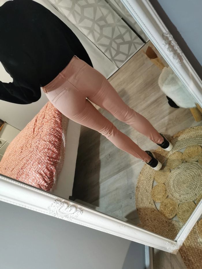 Pantalon matière souple forme skinny - photo numéro 4