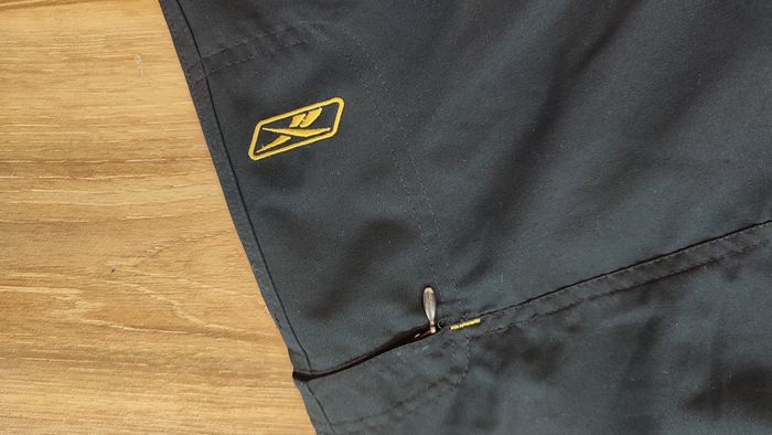 Vêtement Homme pantalon pantacourt Reebok bleu marine taille M #Retrostreet - photo numéro 3