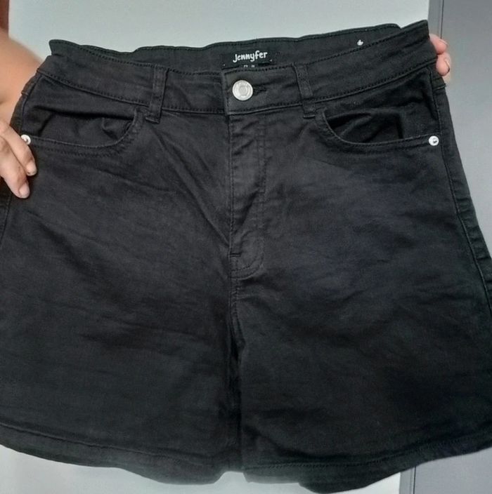 Short jean noir court évasé basique taille 36 - photo numéro 2