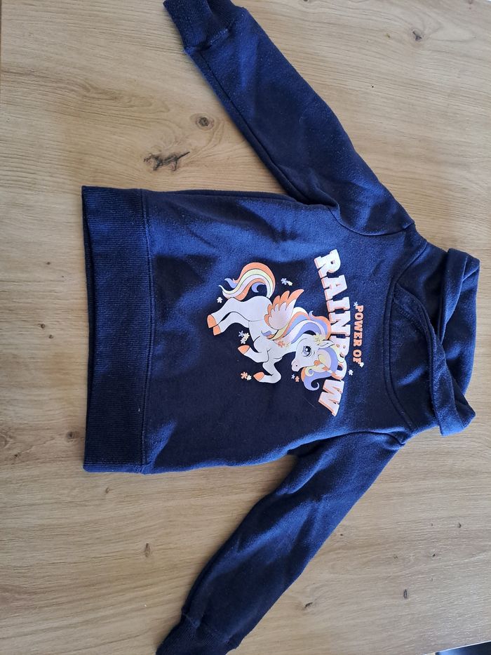 Pull hiver licorne fille 3 ans - photo numéro 3
