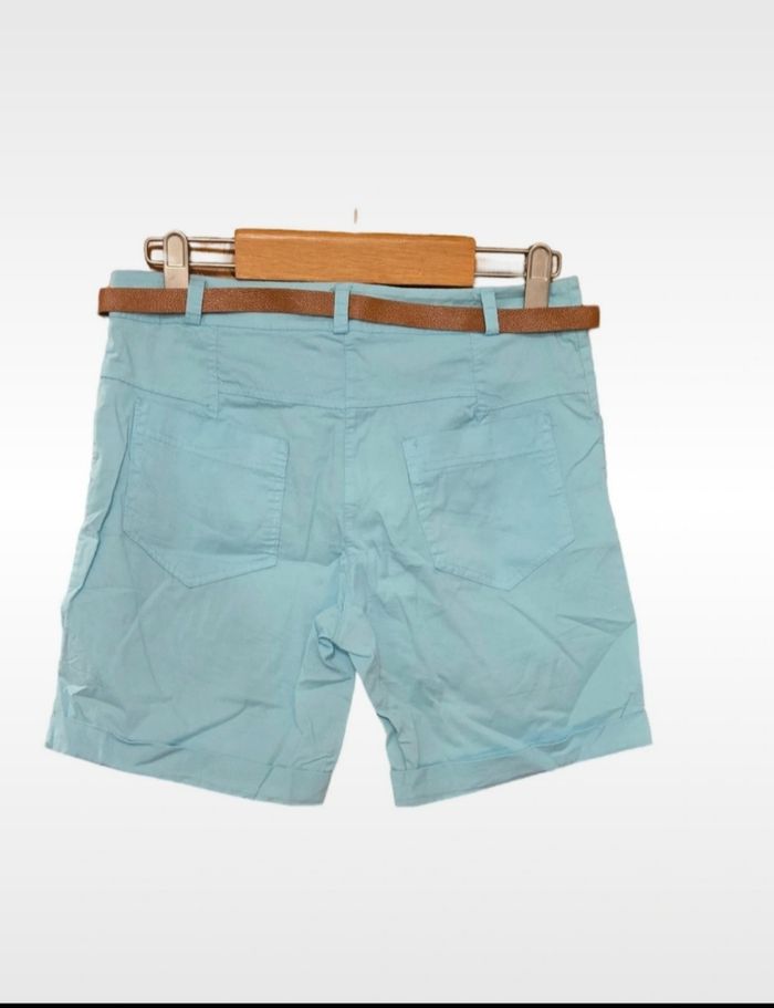 Short femme vert made in italy T.XL - photo numéro 2