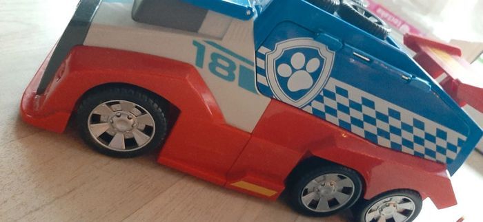 Camion mobile Pit Stop Team Ready Race Rescue Paw Patrol - photo numéro 6