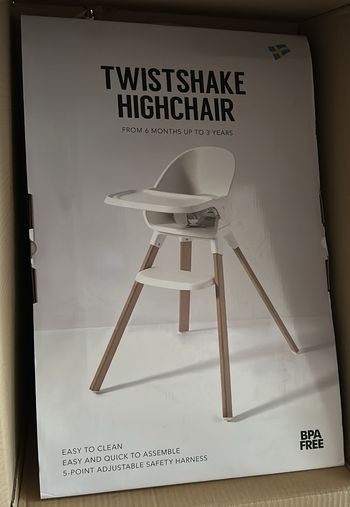 Chaise haute bébé