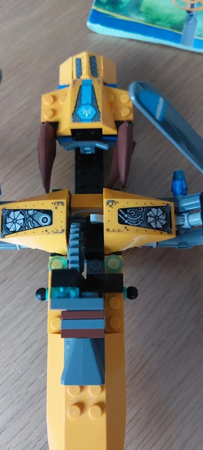 Lego chima l hélicoptère de Lavertus - photo numéro 8