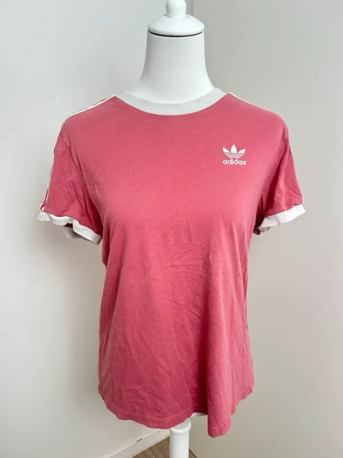 T-shirt Adidas rose oversize