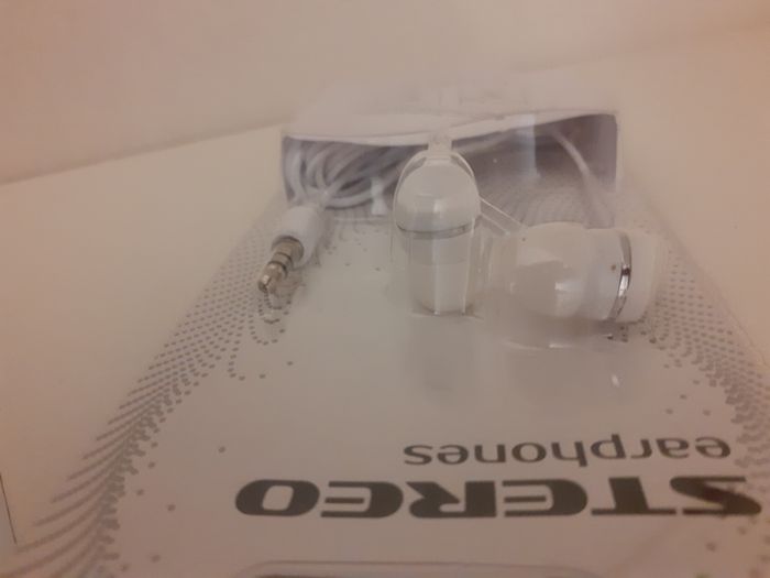 Lot de 3 écouteurs avec fil - photo numéro 2