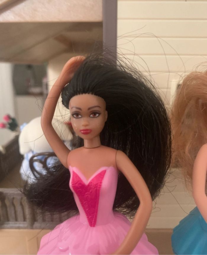 2 figurines Mac Donald s barbie - photo numéro 3