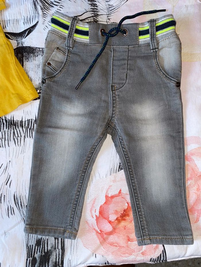Ensemble jeans et t-shirt, taille 9 mois, marque Catimini. - photo numéro 3