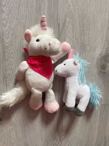 Duo peluches Licorne