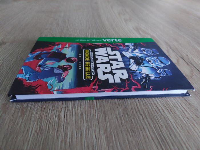 Livre "Star Wars aventures dans un monde rebelle T1 La fuite" Bibliothèque verte - photo numéro 5