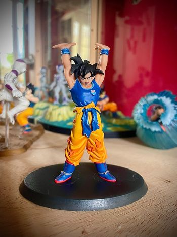 Figurine dragon ball gashapon Hachette Goku