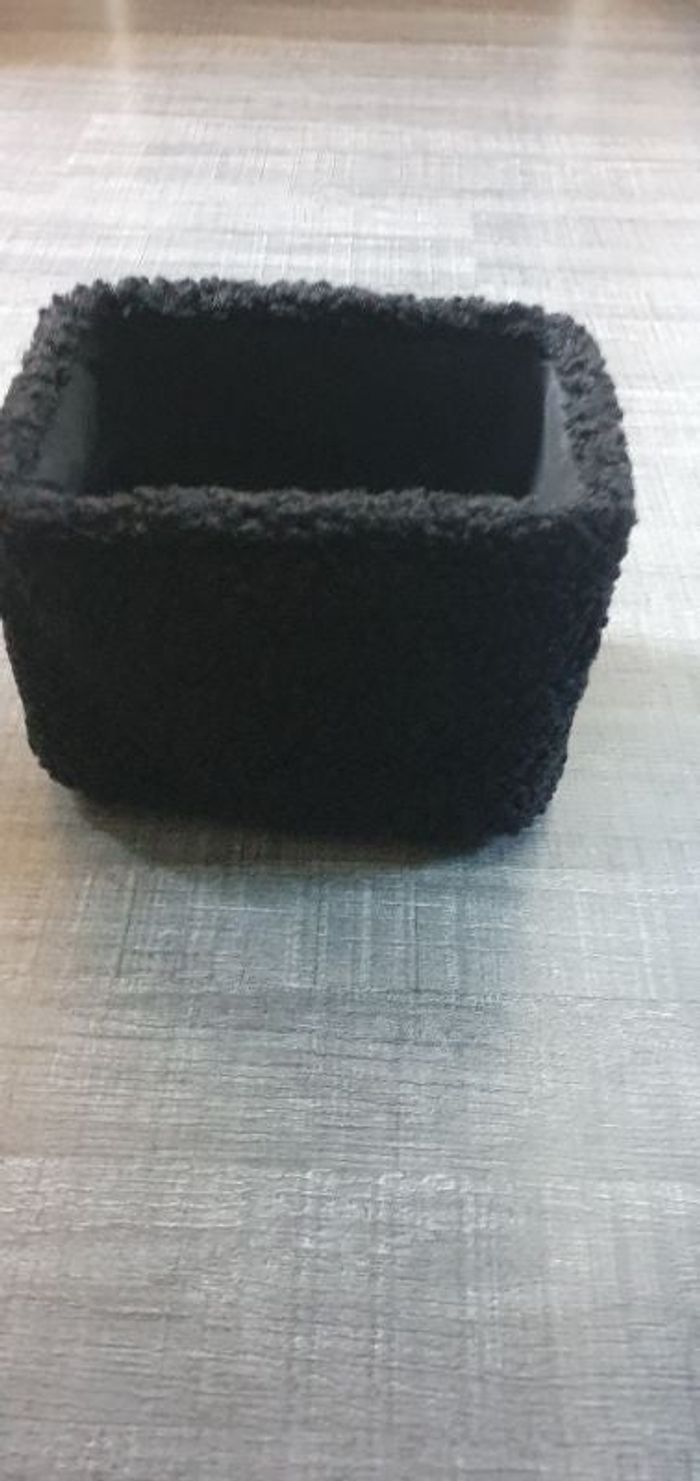 Panier de rangement en peluche