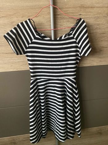 Robe cintrée taille M