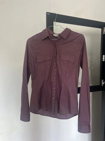 Chemise violette