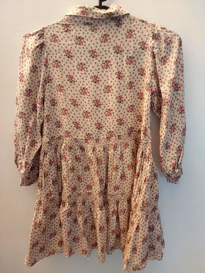 Robe Zara fille 7 ans - photo numéro 2