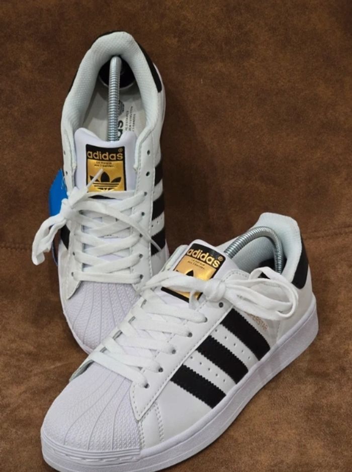 adidas Originals SUPERSTAR Blanc Taille 42 - photo numéro 3
