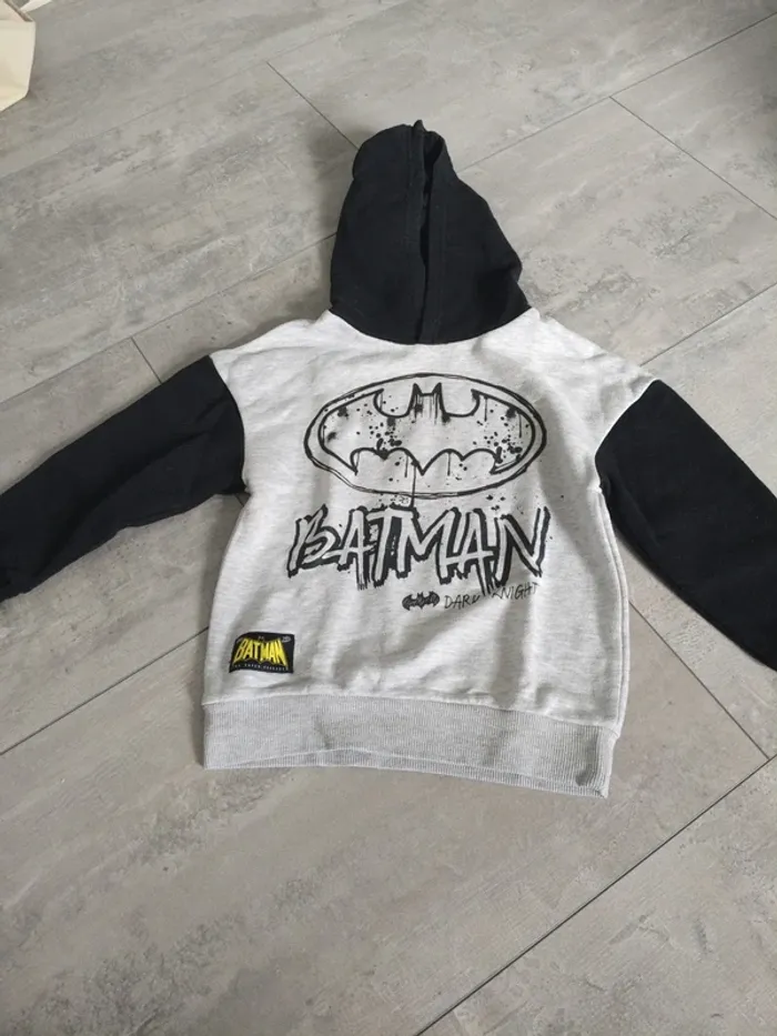 Pull a capuche