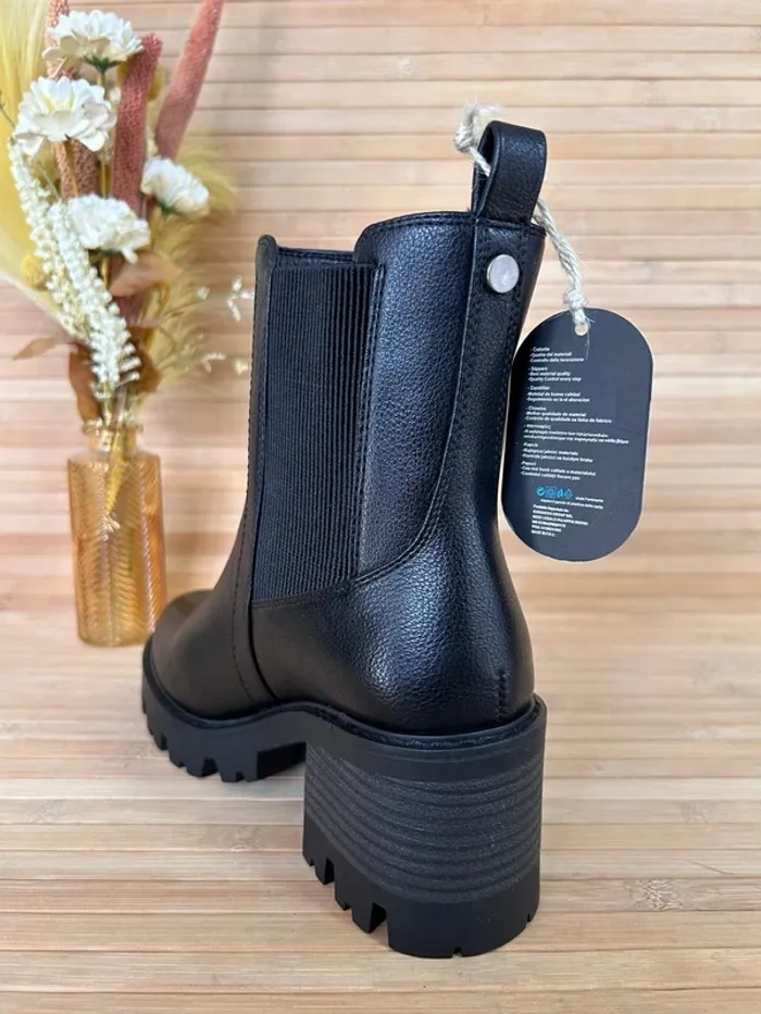 Bottines noires Jomix 36 – semelles compensées crantées – tendance hiver - photo numéro 4