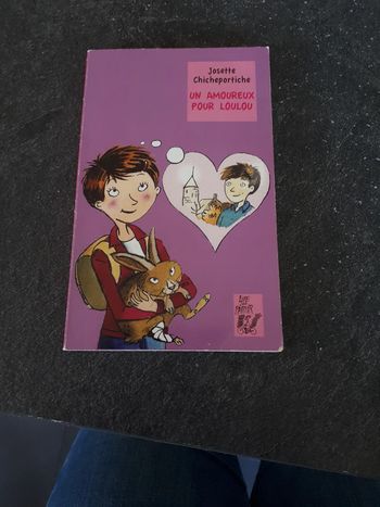 Livre lire c'est partir un amoureux pour Loulou