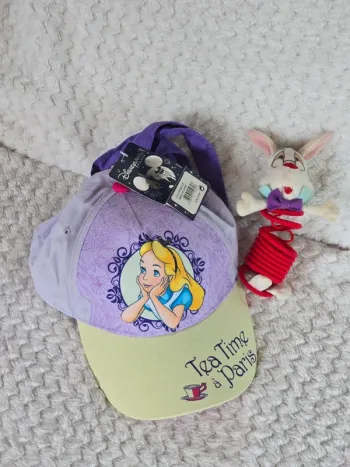 Lot Alice au Pays des Merveilles Casquette Jouet peluche