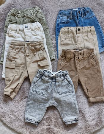 Lot de 7 pantalons / jeans bébé marque Kiabi et tape a l'œil 3 mois