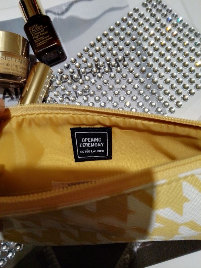 Trousse de maquillage Estée Lauder avec produits - photo numéro 3