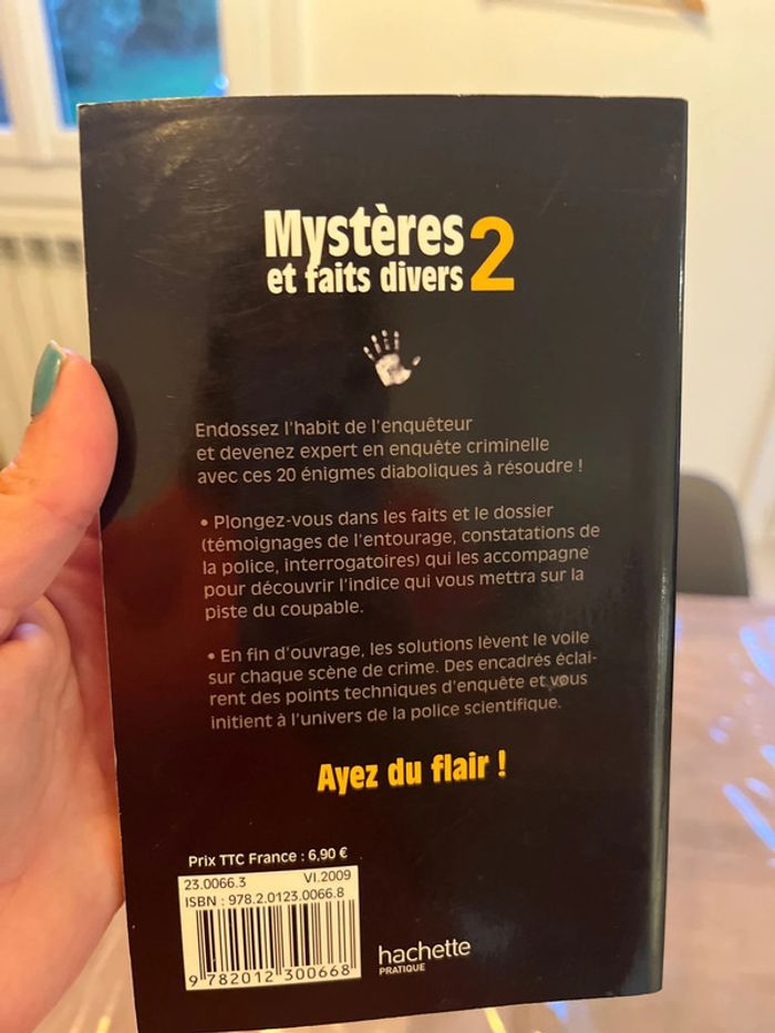 Livre mystères et faits divers 2 - photo numéro 2