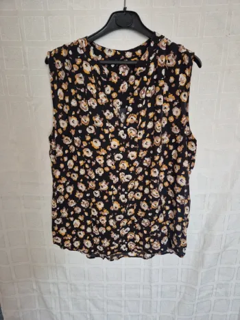 blouse à fleurs taille 46