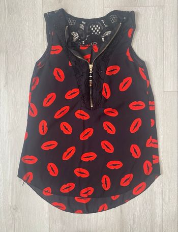 💋 Top imprimé baisers