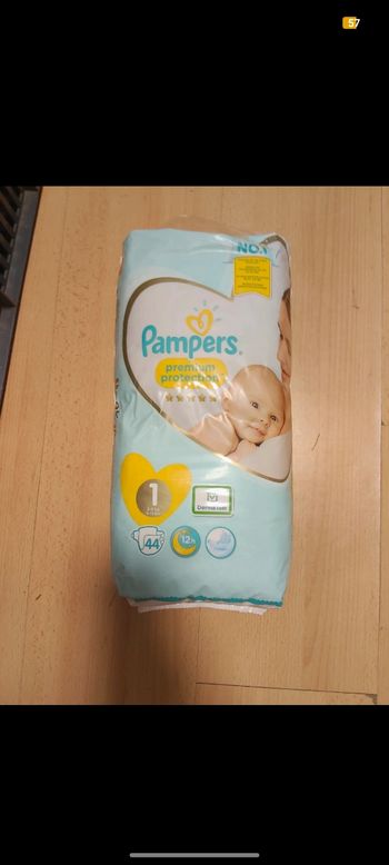 Couches Pampers T1