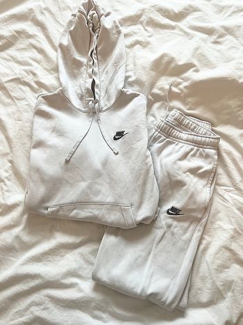 Ensemble Survêtement Nike