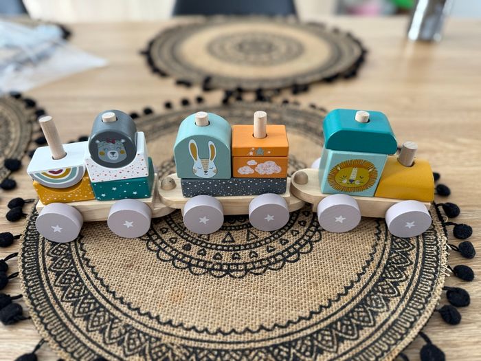 Train en bois