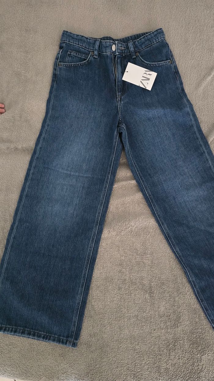 NEUF (non porté) superbe jeans wide leg 12ans fille - photo numéro 2