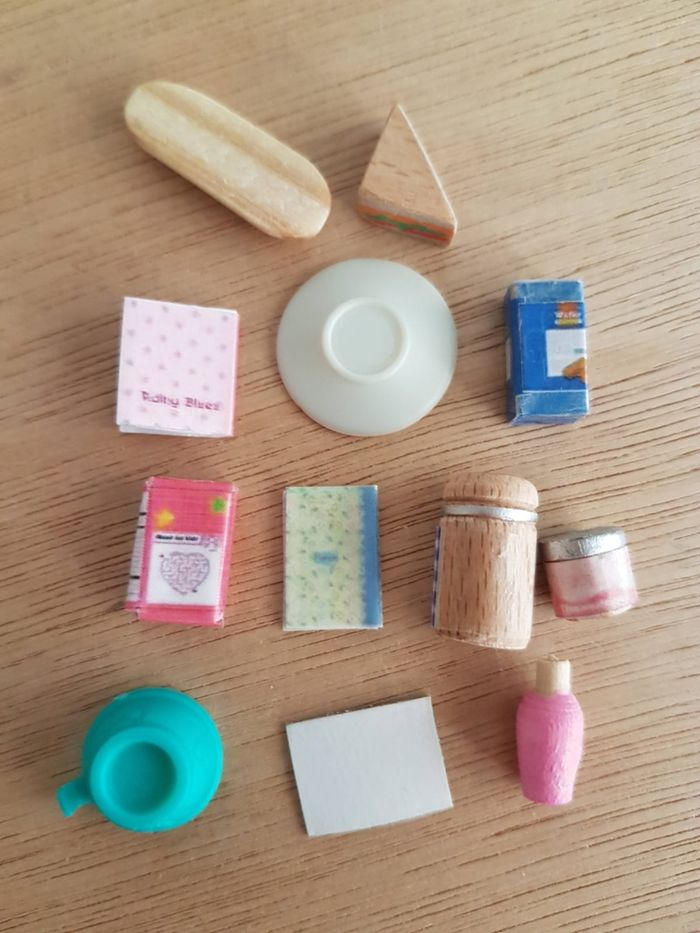 Sylvanian families canapé, fauteuils et accessoires pour maison de poupées - photo numéro 8