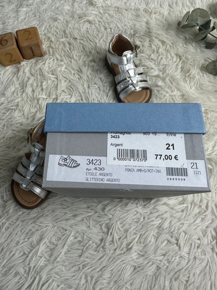 Paire de sandales Franco Romagnoli taille 21 - photo numéro 5