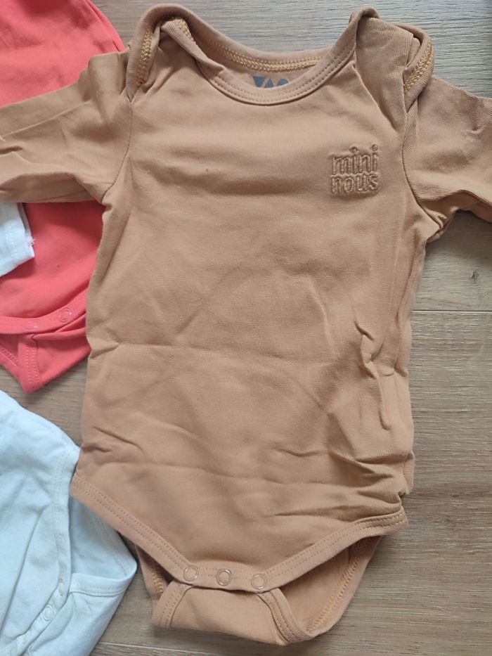 Lot de 3 bodies coton brodés bébé 3 mois tape à l'oeil - photo numéro 2