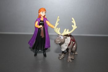 Figurines Anna et Sven - Disney