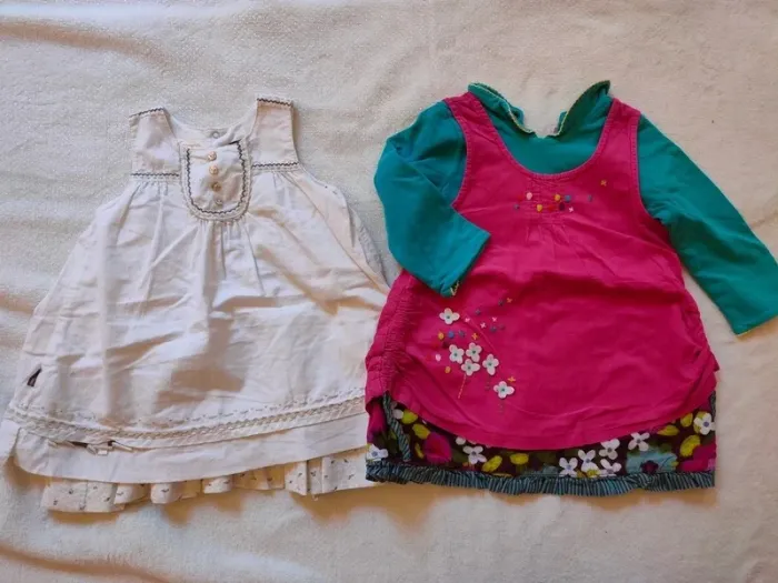 lot de 2 robes 18 mois Catimini
