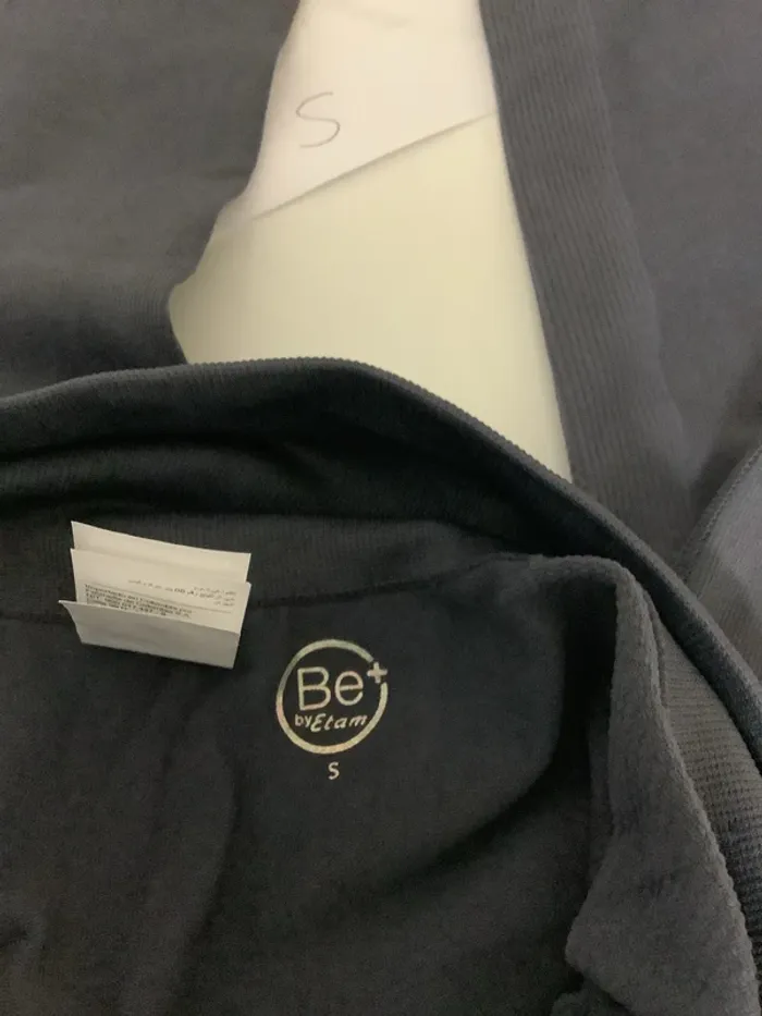 2 leggings neufs - photo numéro 4