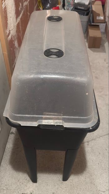 Jardinière d’occasion– prête pour une nouvelle vie verte 🌱