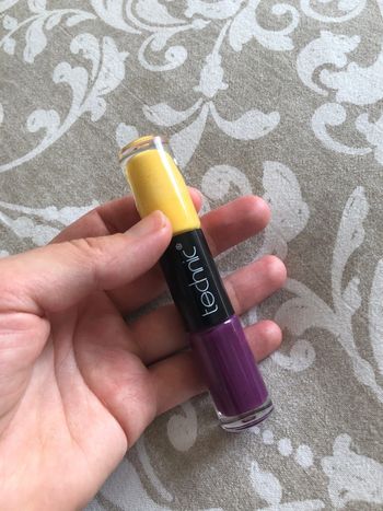 Vernis double jaune et violet
