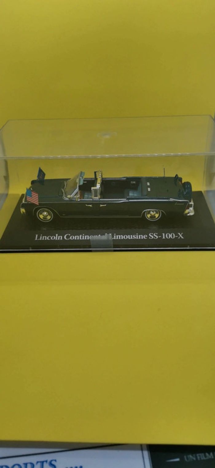 Lincoln Continental Limousine SS-100-X - photo numéro 12