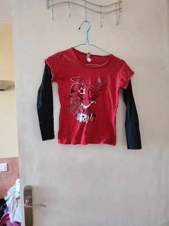 Pull fin rouge et noir