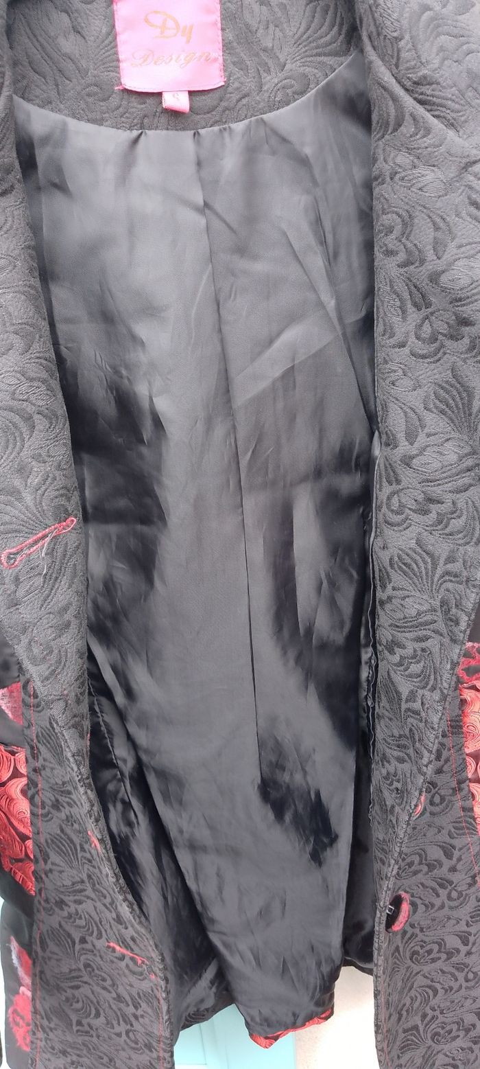 Joli manteau Dy design. ( Style Desigual) Taille S. Boutonnage devant. Martingale au dos. - photo numéro 9