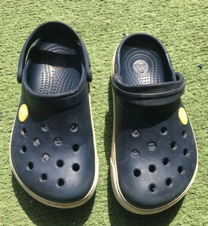 Crocs taille 10-11