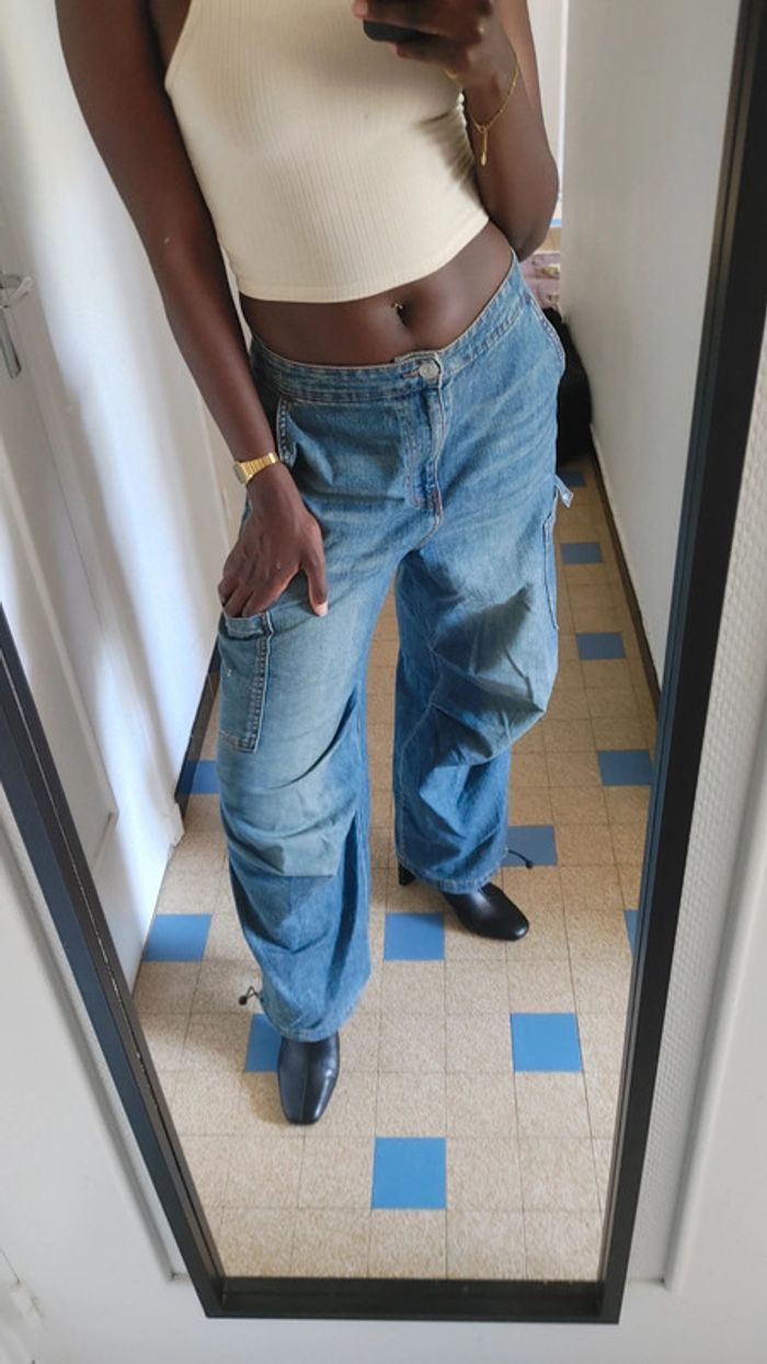 Pantalon baggy cargo taille S oversize nombreuses poches et resserrage bas pantalon
