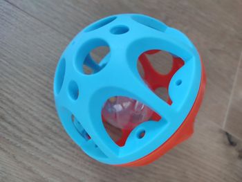 Ballon hochet motricité bébé 