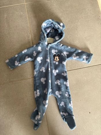 Sur pyjama ou combinaison pilote