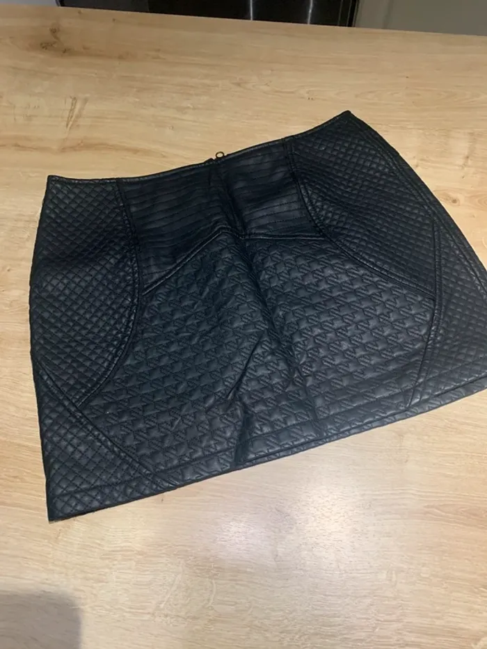 Jupe simili noir Sfera - Taille M