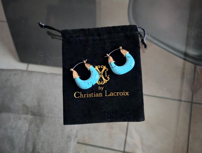 Boucles d'oreilles créoles CxL by Christian Lacroix Doré et bleu turquoise - photo numéro 2